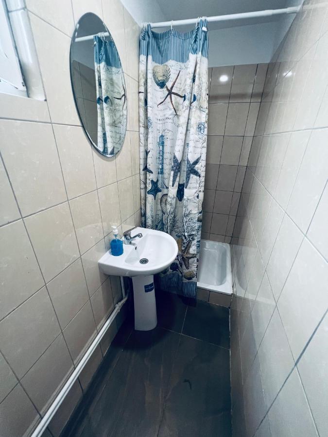 Casa Alex Hotel Piteşti Kültér fotó